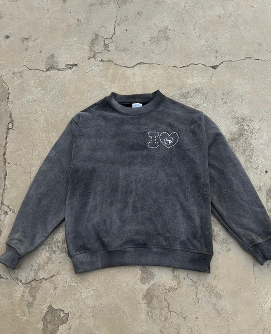 “LOVING THE CREW” FADEAWAY